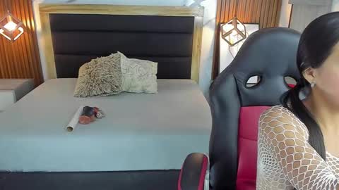 Snapshot of samanthabenet chatting on November 2025 11:54:02 AM online show from November 2025 11:54:02 AM