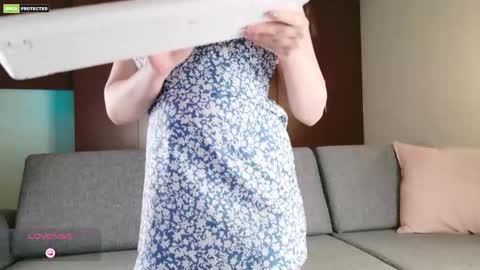 Snapshot of samanthaloves469902 chatting on December 2025 12:04:02 AM Samanthaxoxo online show from December 2025 12:04:02 AM