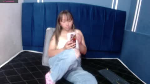 Snapshot of samara_purple chatting on January 2025 12:47:02 PM Dafne online show from January 2025 12:47:02 PM