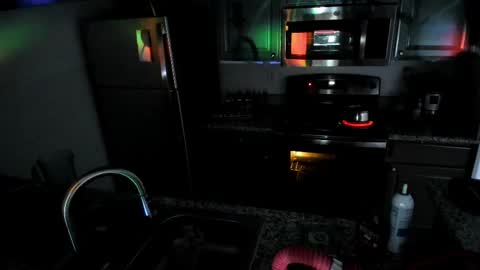 Yaya online show from February 2025 05:41:01 AM