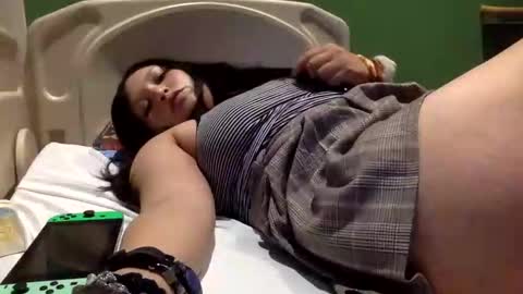 samdelilah online show from September 2025 05:06:02 AM