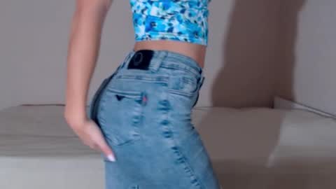 Sam Demia online show from September 2025 02:02:01 AM