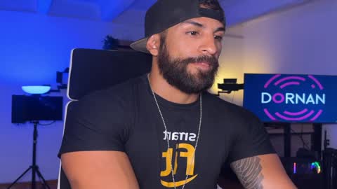 Snapshot of samdornan chatting on December 2024 12:26:02 AM Sam Dornan online show from December 2024 12:26:02 AM