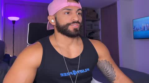 Snapshot of samdornan chatting on January 2025 03:58:01 PM Sam Dornan online show from January 2025 03:58:01 PM