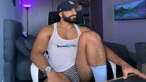 Snapshot of samdornan chatting on January 2025 02:48:01 PM Sam Dornan online show from January 2025 02:48:01 PM