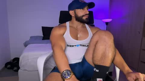 Snapshot of samdornan chatting on January 2025 01:05:02 AM Sam Dornan online show from January 2025 01:05:02 AM