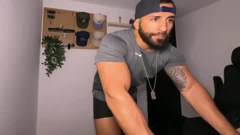 Snapshot of samdornan chatting on February 2026 12:44:01 AM Sam Dornan online show from February 2026 12:44:01 AM