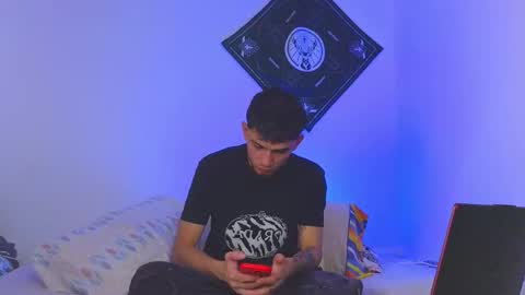 Snapshot of samevansx chatting on November 2025 08:30:01 PM samevansx online show from November 2025 08:30:01 PM