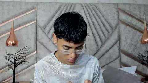 Samfrrost online show from April 2026 12:50:02 PM