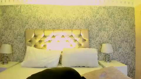 Samfrrost online show from July 2026 09:31:02 PM