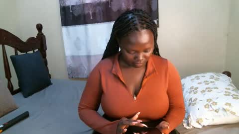Snapshot of samiagirl22 chatting on September 2025 11:15:02 PM nina online show from September 2025 11:15:02 PM