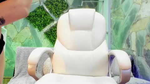 Samii  online show from March 2025 10:43:01 PM