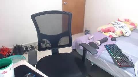 Snapshot of samir_music_ chatting on October 2025 06:28:02 PM samir_music_ online show from October 2025 06:28:02 PM