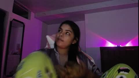 Snapshot of samirabunny_222 chatting on April 2026 02:52:02 PM Danna dulce online show from April 2026 02:52:02 PM
