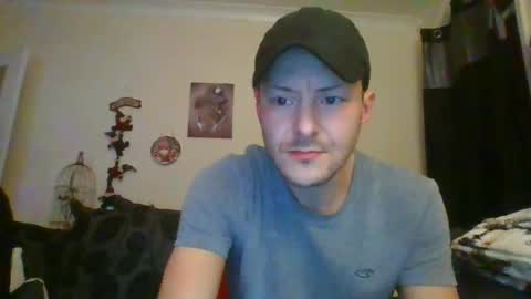 sexy lad looking for fun online show from December 2024 08:04:02 PM