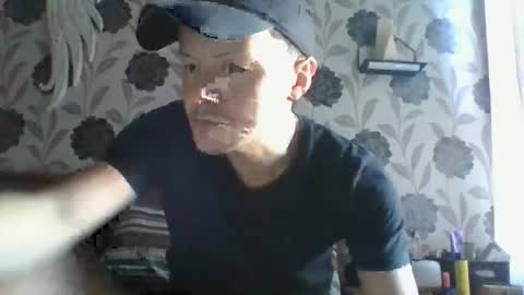 sexy lad looking for fun online show from January 2026 12:31:01 PM