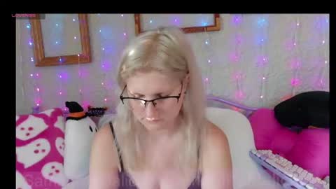 Samantha online show from August 2026 01:05:01 PM