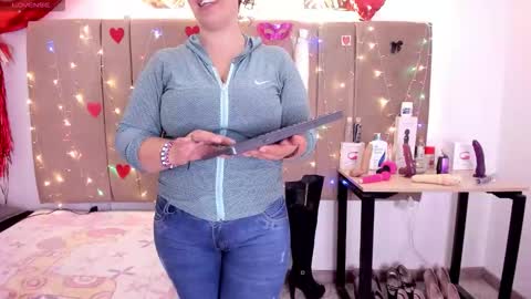  Sammy  online show from November 2025 12:38:02 AM