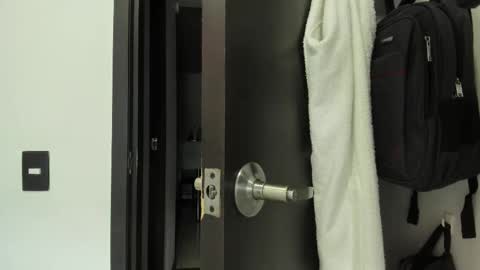 Snapshot of sammy_sophiaa chatting on November 2025 12:32:01 AM Sophia online show from November 2025 12:32:01 AM