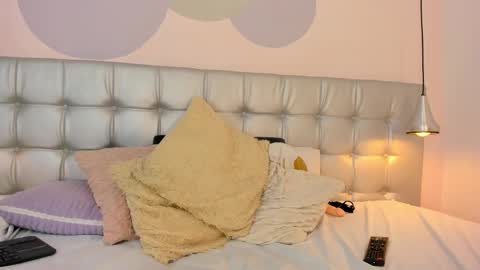 Axel online show from February 2025 12:47:02 AM