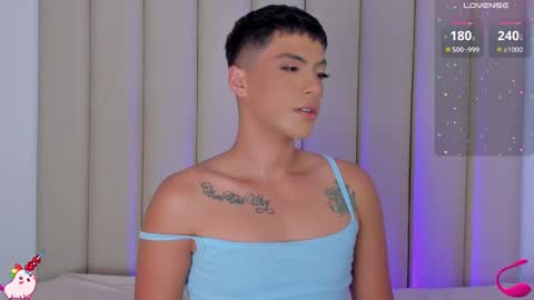 Snapshot of samphillipss chatting on January 2025 08:25:02 PM Sammuel online show from January 2025 08:25:02 PM