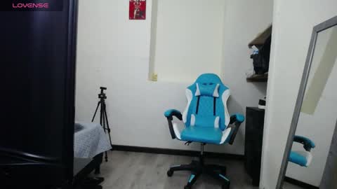 samuel_dark online show from April 2026 06:19:01 AM