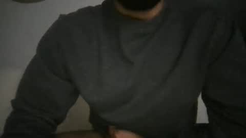 Snapshot of samwise2418 chatting on December 2024 06:26:02 AM Sam W dick strip tease online show from December 2024 06:26:02 AM