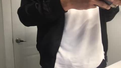 Snapshot of samwise2418 chatting on September 2025 12:43:01 AM Sam W dick strip tease online show from September 2025 12:43:01 AM