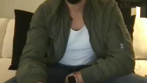 Snapshot of samwise2418 chatting on October 2025 04:46:02 AM Sam W dick strip tease online show from October 2025 04:46:02 AM