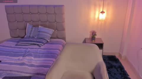 samxx_muscle online show from October 2025 02:05:01 PM