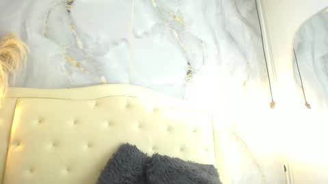 Snapshot of samy_moore14 chatting on December 2025 01:16:01 PM S A M A N T H A online show from December 2025 01:16:01 PM