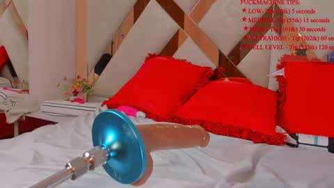 Snapshot of samy_ross_ chatting on January 2025 05:37:01 PM Find me at when im offline here. online show from January 2025 05:37:01 PM