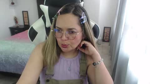 samy_vsn online show from February 2025 05:51:01 PM