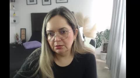 samy_vsn online show from September 2025 05:57:01 PM