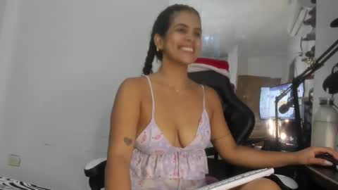 SamyHolbrook online show from November 2025 01:08:02 AM