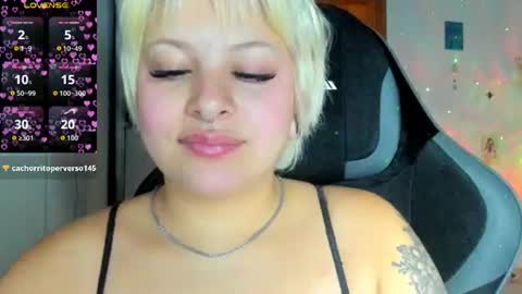 Snapshot of samymoon3 chatting on July 2026 05:32:02 AM Samymoon online show from July 2026 05:32:02 AM