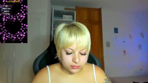 Snapshot of samymoon3 chatting on July 2026 06:00:01 AM Samymoon online show from July 2026 06:00:01 AM