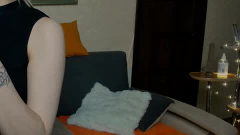 SamyScott online show from November 2025 09:21:01 AM