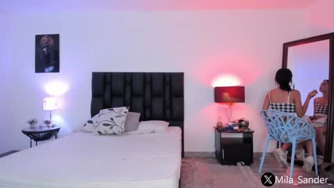 Snapshot of sander_mila chatting on December 2024 08:47:01 PM MilaSander online show from December 2024 08:47:01 PM