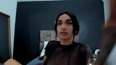 Snapshot of sander_mila chatting on December 2024 09:11:01 PM MilaSander online show from December 2024 09:11:01 PM