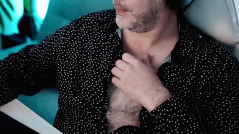 Snapshot of sanders_white chatting on February 2025 03:34:02 AM Sanders online show from February 2025 03:34:02 AM