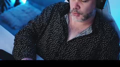 Snapshot of sanders_white chatting on February 2025 11:57:01 PM Sanders online show from February 2025 11:57:01 PM