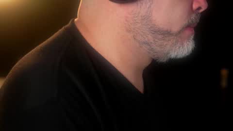 Snapshot of sanders_white chatting on September 2025 03:02:01 PM Sanders online show from September 2025 03:02:01 PM