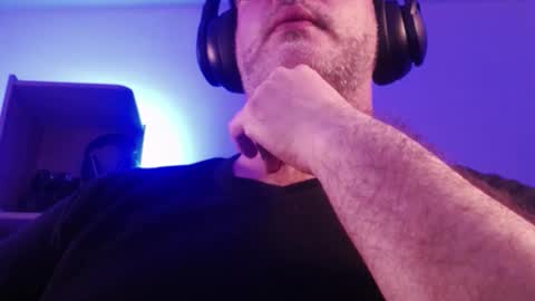 Snapshot of sanders_white chatting on November 2025 01:28:02 AM Sanders online show from November 2025 01:28:02 AM