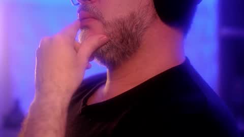 Snapshot of sanders_white chatting on November 2025 12:11:02 AM Sanders online show from November 2025 12:11:02 AM