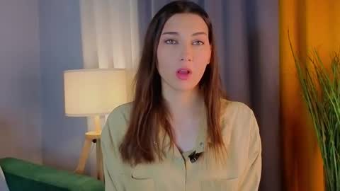 Isabel but you can call me Bella online show from November 2025 01:03:02 AM