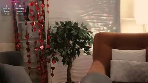 Snapshot of sandra_kind chatting on February 2026 05:36:01 AM Sandra online show from February 2026 05:36:01 AM