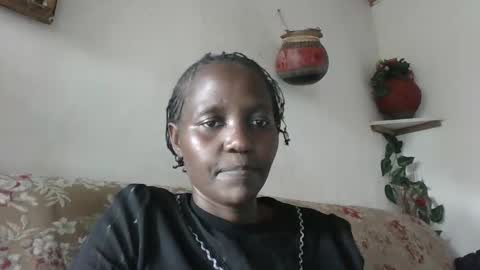 Snapshot of sandra_milly chatting on November 2025 01:13:01 PM sandra online show from November 2025 01:13:01 PM