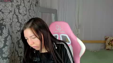 Sandra online show from June 2026 01:06:02 AM