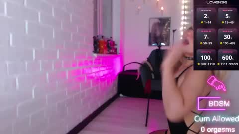 Snapshot of sandralawrence chatting on October 2025 09:02:01 PM Schedule uploadedTake a look on NEW showAnd 2 Secret shows this month See youhope often online show from October 2025 09:02:01 PM